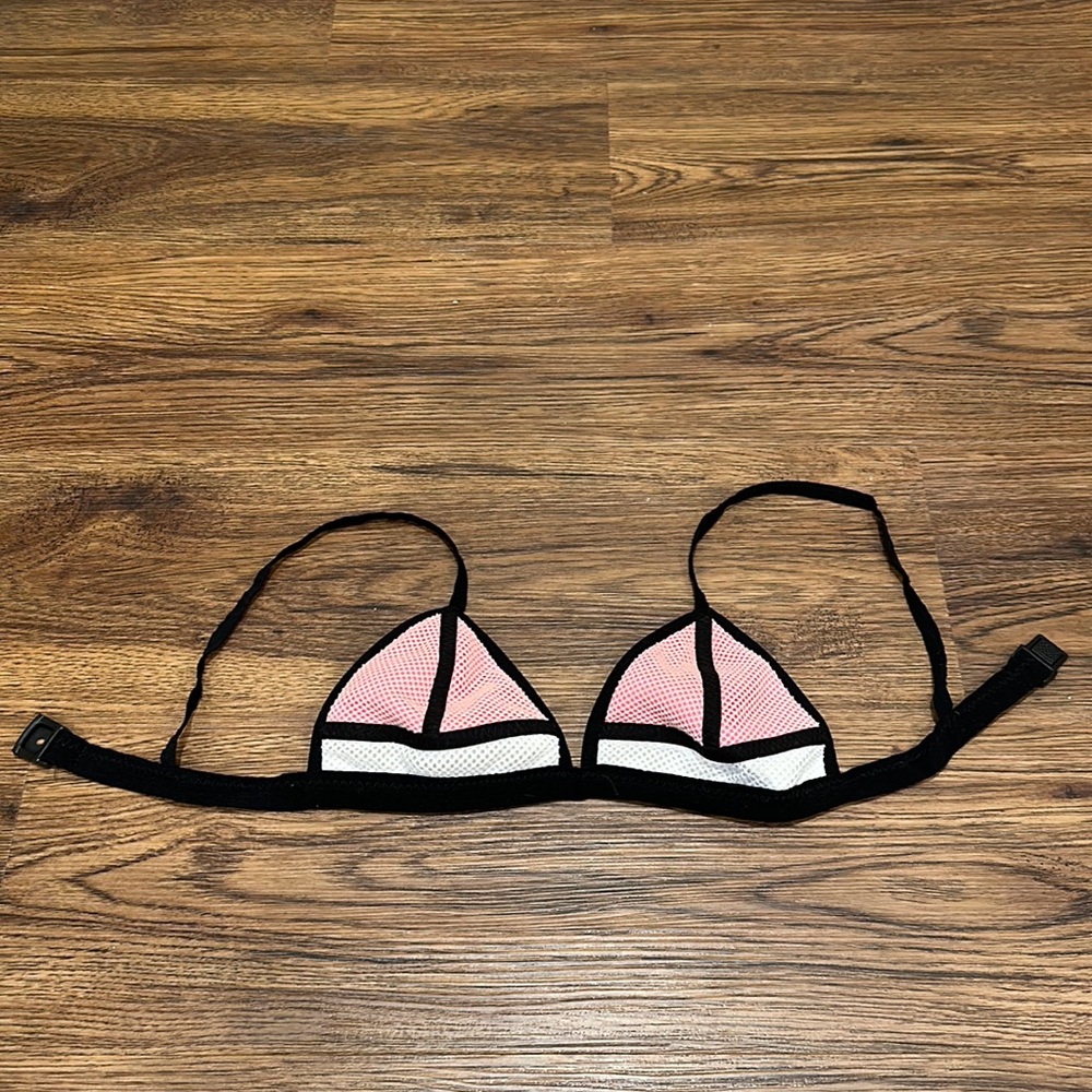 Triangle shaped Bikini Top size small